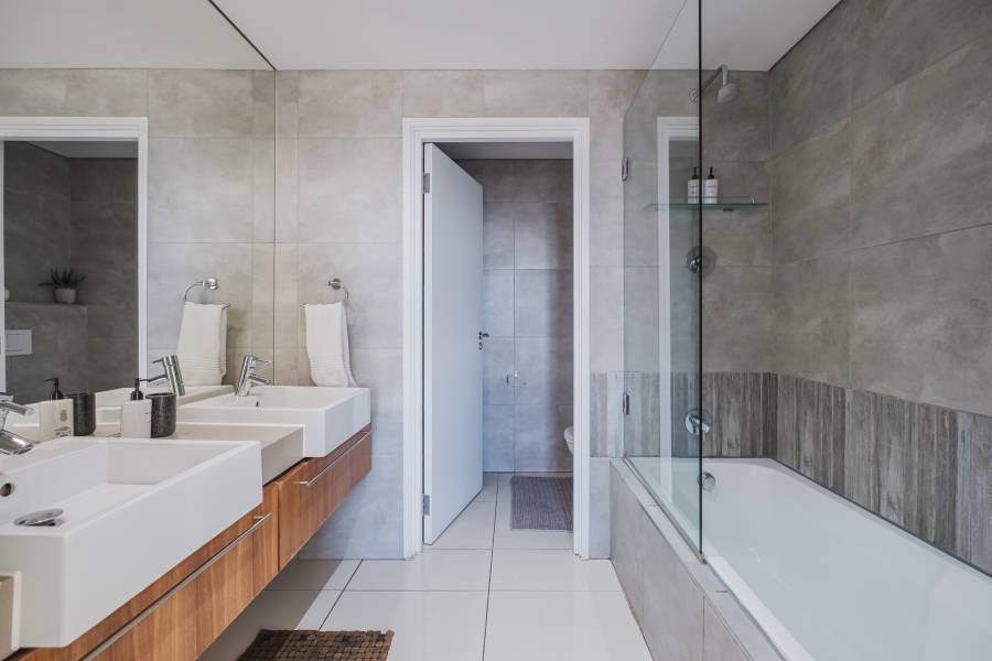 2 Bedroom Property for Sale in Foreshore Western Cape